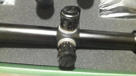 Visor practicamente nuevo, con todos sus accesorios, parasol, tapas,... No me interesa intercambios solo 11