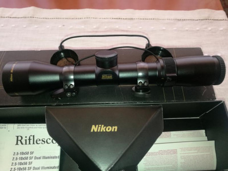  NIKON6.jpg VENDO NIKON MONARCH E  1,5-6X42 IMOPECABLE ,SIN USO NI MARCAS  DE LAS ANILLAS ,CAJA DOCUMENTACION 02