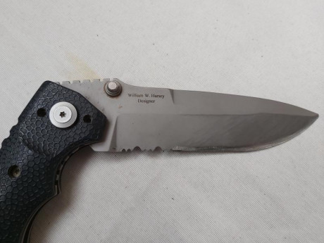 Lone Wolf CPM S30V, Vendo esta pieza en buen estado. Pre Benchmade
Increíble calidad,  sin duda la mejor 02