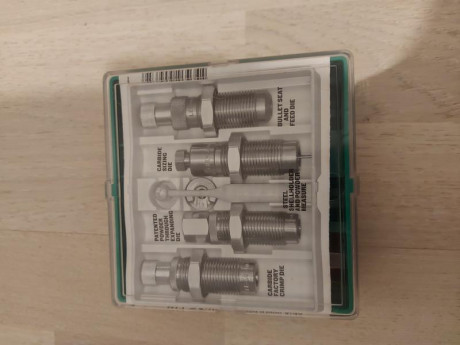 Buenas compañeros

Pongo a la venta un set de dies sin estrenar del 40.

Pido 40 euros envio incluido. 02