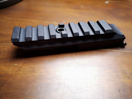 Sin taladrar, se monta en minutos.
Nueva sin uso 
Para Lee Enfield 4 y 5
70€
636142876 00