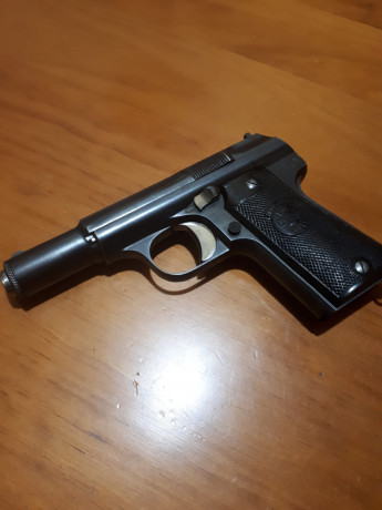 Se vende Astra 3000 en perfecto estado.
Toda de origen.
1 cargador.
Guiada en F.
Seguro de esmpuñadura 00