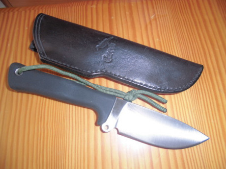 Hola pongo en venta estas dos piezas de mi colección:

-John Ek Desert Warrior, nuevo sin uso, aunque 21