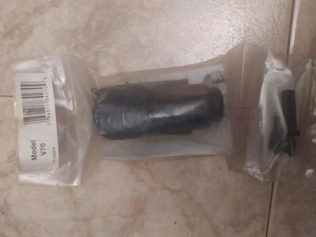 Vendo funda de plástico duro, para portar en uniforme ( Speed Holster), para modelos de linterna Surefire 10