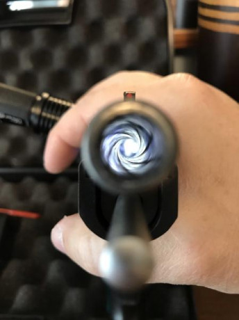 Hola, saludos al Foro, pongo en venta esta máquina en perfecto estado de funcionamiento y estética sin 70