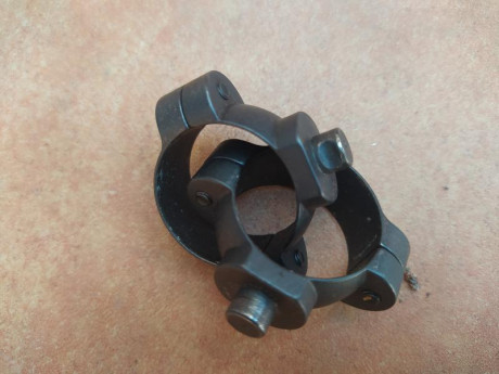 Vendo anillas Leupold QR de acero con tubo de 30.
30€ con portes. 00