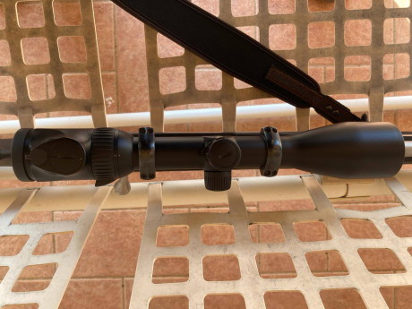 saludos

un compañero se vende prácticamente nuevo un SWAROVSKI Z6i 2-12x50 Gen 2 con torreta balística. 01