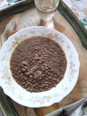 Hoy para comer acelgas hervidas y chuletón de vaca gallega vieja con seis semanas de maduración en cámara 170