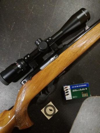 Buenas a todos,
Pongo a la venta está magnífica carabina del 22LR de la marca WEATHERBY-BERETTA, una de 01