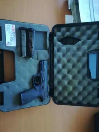 Vendo por no usar una SW MP9 9pb con pocos tiros (300) con dos cargadores y su caja original
250€ mas 02