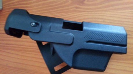 Buenas, cambio esta funda de beretta 92
Por otra para GLOCK 17 o para HK compack.  DSC_1250.JPG  00