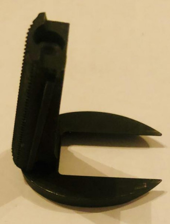 Se vende este magnífico MAGWELL para pistolas 1911 (del fabricante KIMBER), en acabado negro.
Está fabricado 01