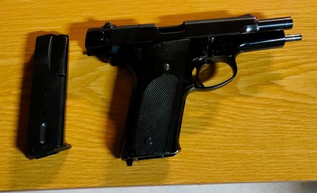 Saludos al foro.
Un compañero vende esta pistola S&W 59
El precio son 300€
El telefono es 617563585
Preguntar 01
