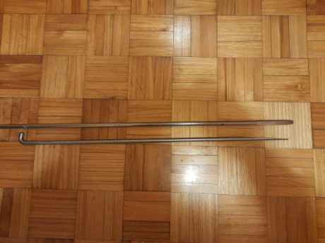 Varilla sacabollos para cañones de escopeta calibre 20, también sirve para el 16.
Precio 60 euros con 01