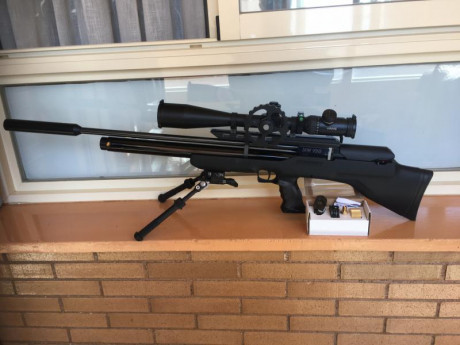 VENDO CARABINA WEIHRAUCH HW 100-BPK/600 BULLPUP con cañon de 600mm. macizo, calibre 4,5 . comprada nueva 02