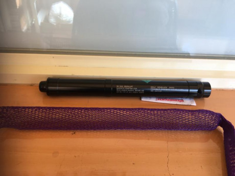 VENDO CARABINA WEIHRAUCH HW 100-BPK/600 BULLPUP con cañon de 600mm. macizo, calibre 4,5 . comprada nueva 52