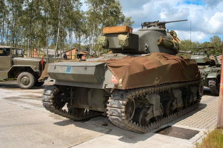 os quiero poner un estudio sobre las versiones de este emblemático carro...la idea es ir poniéndoos fotos 151