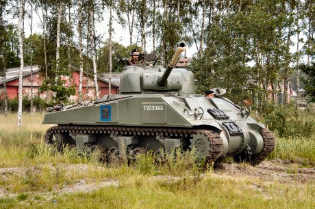 os quiero poner un estudio sobre las versiones de este emblemático carro...la idea es ir poniéndoos fotos 150