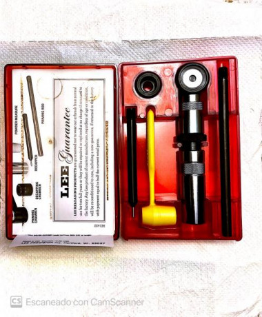 Buenas  

Vendo los dos kits de recarga, NUEVOS A ESTRENAR, no se llegaron a usar. 
45/70 y 30.06

40€/unidad. 00