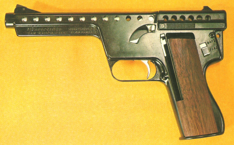 Resulta que en los 60 probaron comercializar armas y balas cohete, cada bala siendo un mini cohete que 20