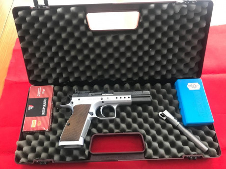 Hola 

Pongo a la venta la pistola de un compañero del club es una Tanfoglio limited del 38 superauto 00