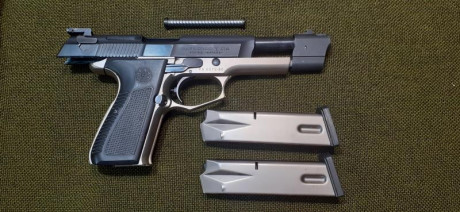 Un amigo y compañero me pide que cuelgue este anuncio.

 LA PISTOLA ESTÁ VENDIDA 

Vende una pistola  02
