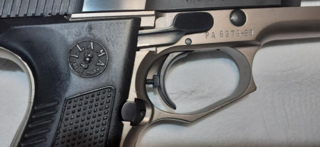 Un amigo y compañero me pide que cuelgue este anuncio.

 LA PISTOLA ESTÁ VENDIDA 

Vende una pistola  10