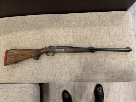 Hola. Vendo blaser S2 luxus en calibre 9,3 x 74 r. Sin monturas ni visor. El rifle está en buen estado 02