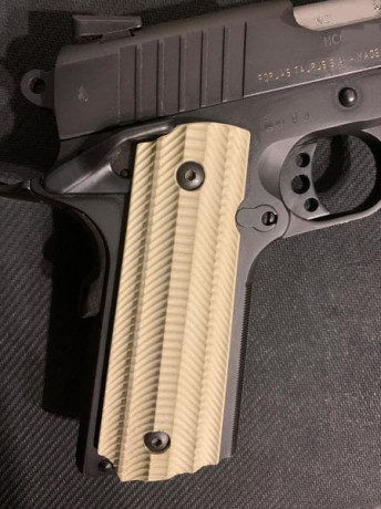 Vendo Taurus 1911 del 45ACP, como nueva, muy poco uso, guiada en F, en su caja original con sus llaves 40