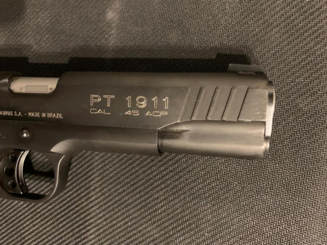 Vendo Taurus 1911 del 45ACP, como nueva, muy poco uso, guiada en F, en su caja original con sus llaves 52