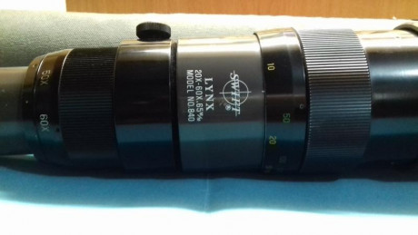 Vendo telescopio Swift, modelo Lynx N.O. 840, de 20-60X65 con funda y correa de transporte.
Tiene parasol 01