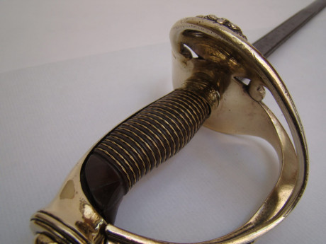 Les dejo unas fotos de la Espada de Montar de la Guardia Civil modelo 1844, esta concretamente fechada 20