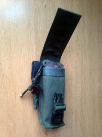 Se vende SV-1, el tanque de la casa albaceteña CDS. Viene con funda de cuero original, la cual se puede 21