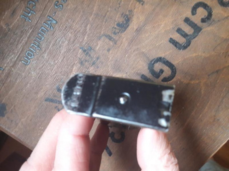 Marcado jvd waffenamt 706. Ideal para una p38 de 1944 o 45.
Precio 65 euros
Contacto por privado 00