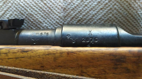 Buenas, un amigo que está vaciando su armero, me pedido que ponga a la venta un raro fusil Mannlicher-hungaro 10