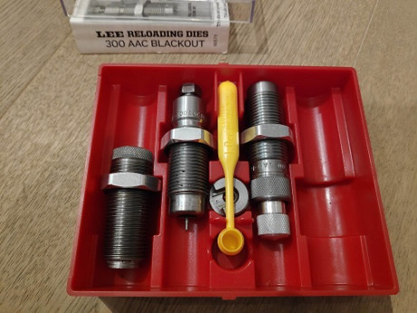 Se vende un juego de dies lee del 300 Blk
Sin uso y en prefecto estado.
Incluye cacito y Shellholder
Se 01