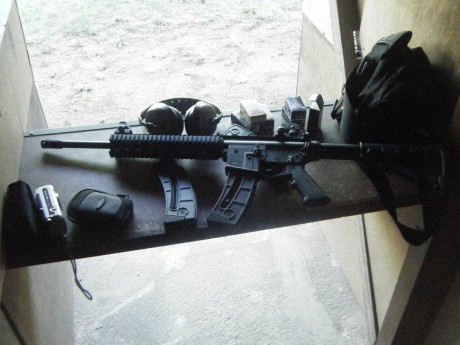 Compañeros ya me ha llegado mi carabina S&W MP15-22 y solo puedo decir una cosa ¡¡ GENIAL¡¡ , despues 02