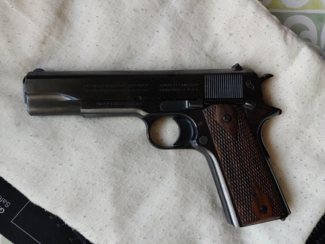 Pongo en venta mi pistola Colt 1911 45 ACP de las fabricadas por Colt por el 100 aniversario de la mítica 70