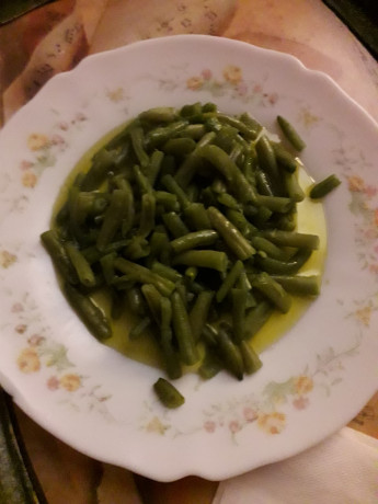 Hoy para comer acelgas hervidas y chuletón de vaca gallega vieja con seis semanas de maduración en cámara 110