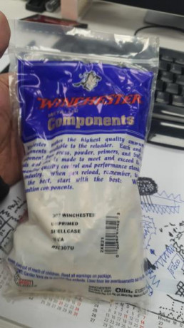 VENDIDAS SE PUEDE CERRAR GRACIAS!

Vendo 3 bolsas precintadas de 50 vainas de .307w de la marca winchester.

precio 00