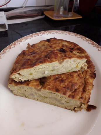 Hoy para comer acelgas hervidas y chuletón de vaca gallega vieja con seis semanas de maduración en cámara 140