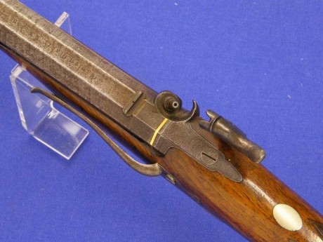 Voy a colocar unas fotos de un arma larga alemana de llave de mecha del siglo XVI. 02