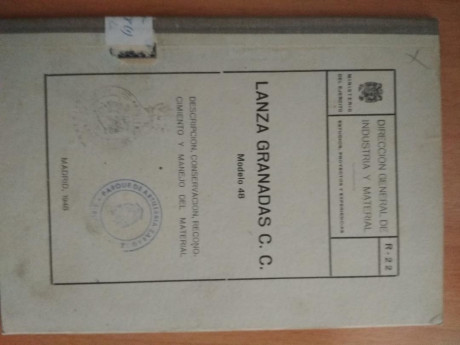 Se vende reglamento del lanza granadas c.c. español modelo 48  de calibre 60 mm. 

Precio 15 euros. 02