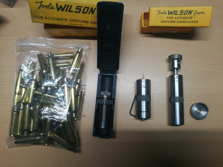 Hola.

Un amigo tiene en venta el siguiente material:

- 51 vainas nuevas Lapua ............... 35 €
- 00