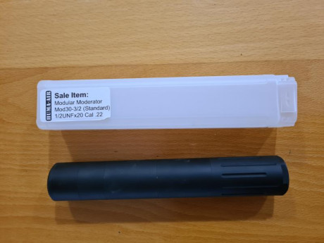 Vendo silenciador Huma cal 5,5 con rosca 1/2unf de 3cm de grosor, con 3 tramos de 4cm y 2 tramos de 2cm. 02