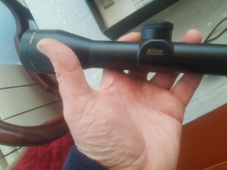 Vendo visor Nikon Monarch E 1,5-6x42 ,esta impecable por no haberse usado ,no tiene marcas de ningun tipo 00