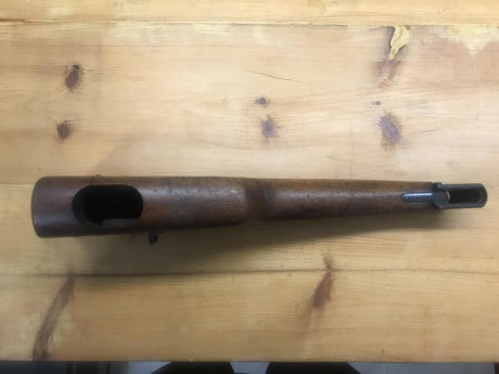 Buenos días vendo funda culatin para pistola FN 1903, esta trae en el interior cargador de 10 cartuchos 01