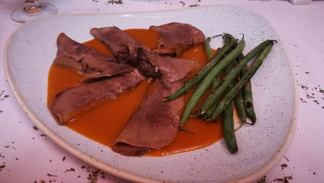 Hoy para comer acelgas hervidas y chuletón de vaca gallega vieja con seis semanas de maduración en cámara 162