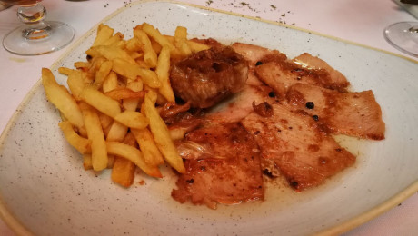 Hoy para comer acelgas hervidas y chuletón de vaca gallega vieja con seis semanas de maduración en cámara 161