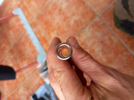 Vendo esta Browning HP 35 del año 91, calibre 9 mm Pb, siempre la he tenido yo, se encuentra en perfectas 50